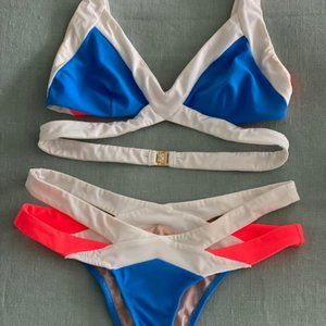 Iconic Agent Provocateur Bestelling Bikini Set!